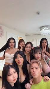 ms brew, msbreewc, artis bokep, onlyfans manager, agency onlyfans, behind the scenes onlyfans, konten dewasa manager, viral creator